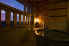 【遥々の階】和モダン洋室客室露天風呂イメージ